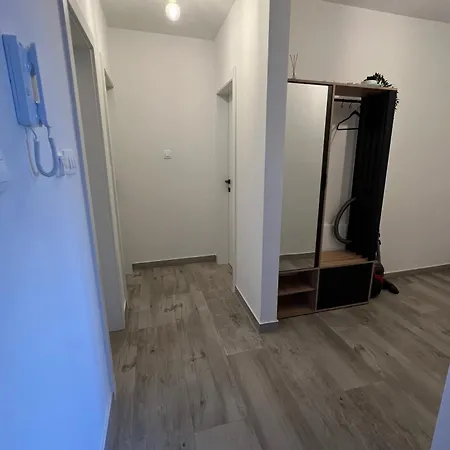 With Parking Space - 24640 Apartamento