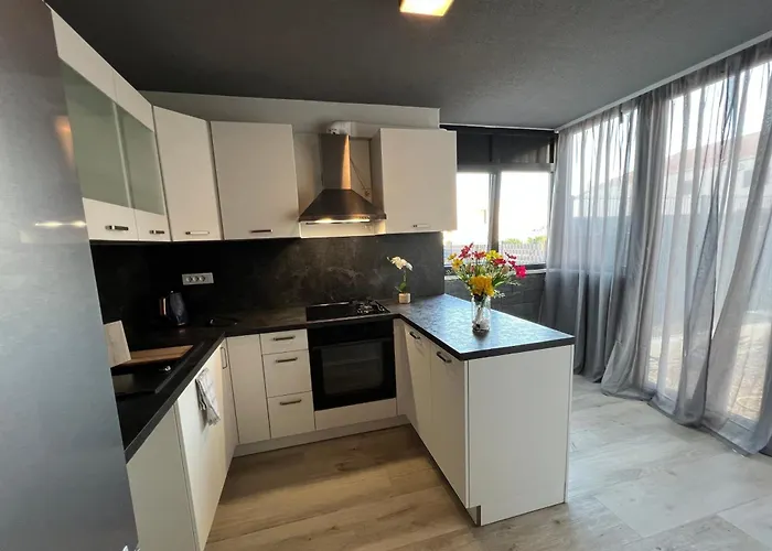 With Parking Space - 24640 * טרוגיר